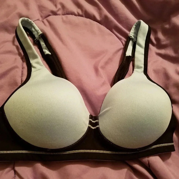 Bra - Picture 1 of 1